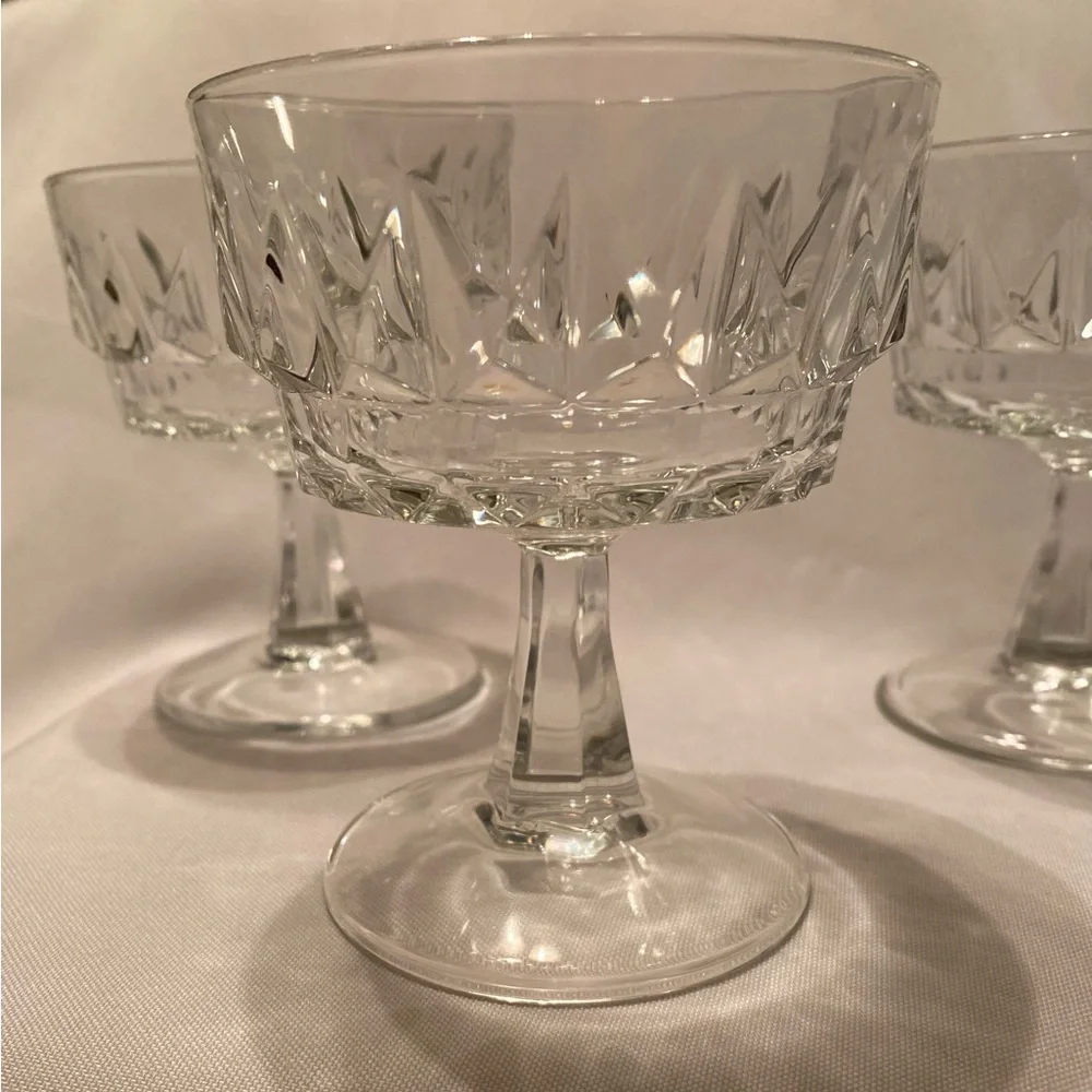 Arcoroc Prestige de France Artic Champagne Sherbet Crystal Glasses